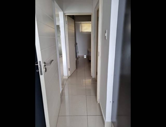 2 BEDROOM APARTMENT FOR SALE IN UMHLANGA RIDGE